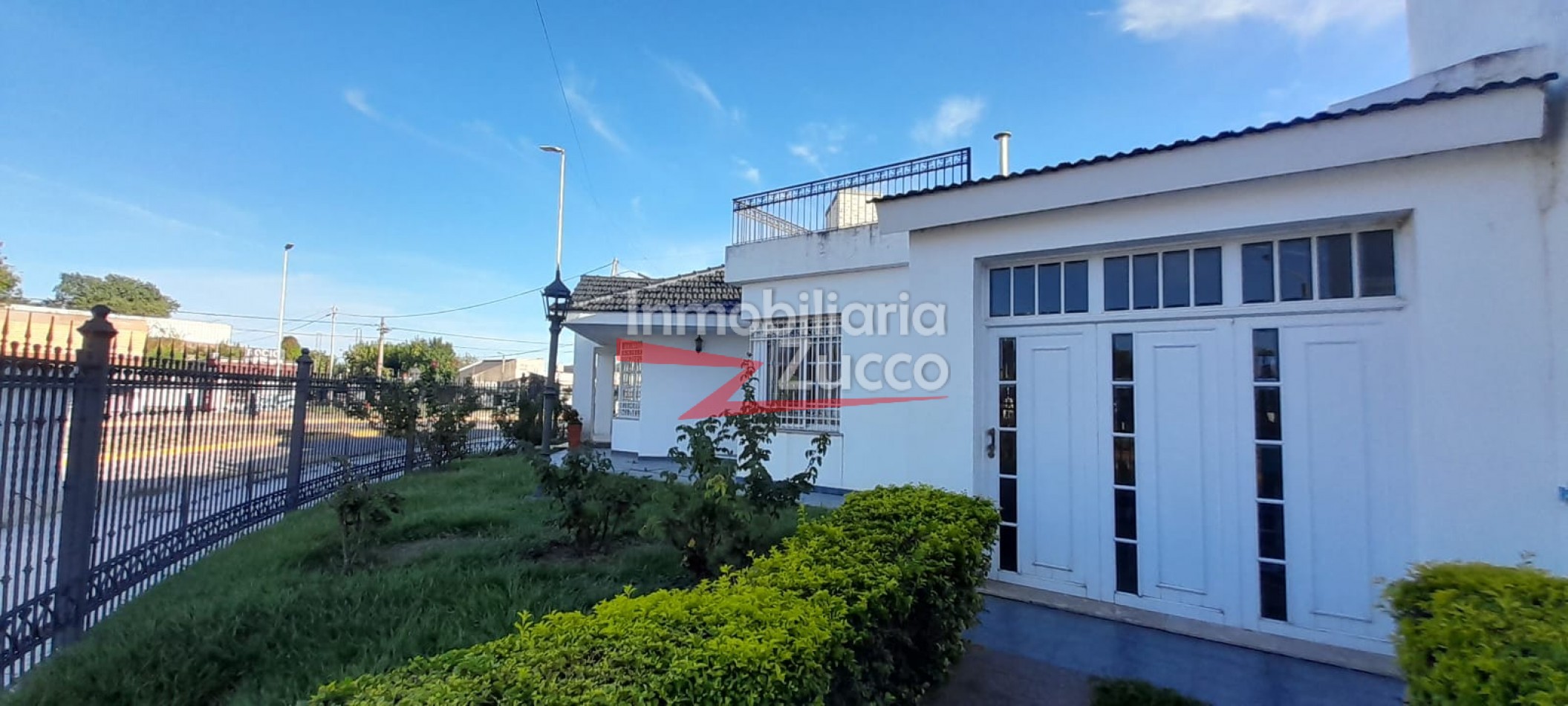 VENTA: HERMOSA PROPIEDAD EN LA ENTRADA DE LA CIUDAD DE CORONDA - Ref. 1151