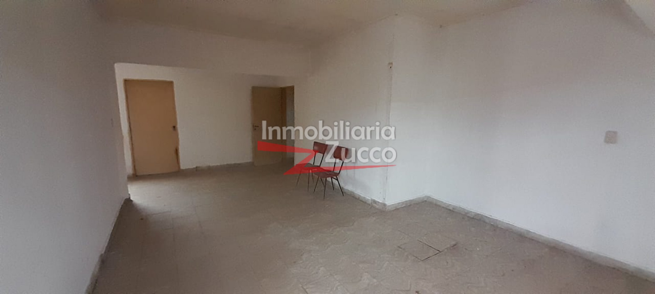 Venta: Importante inmueble ubicado en pleno centro de la cuidad de Coronda - Ref. 1311