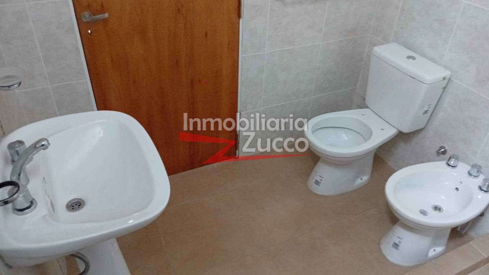 ALQUILO: LOCAL COMERCIAL + DEPARTAMENTO EN CORONDA