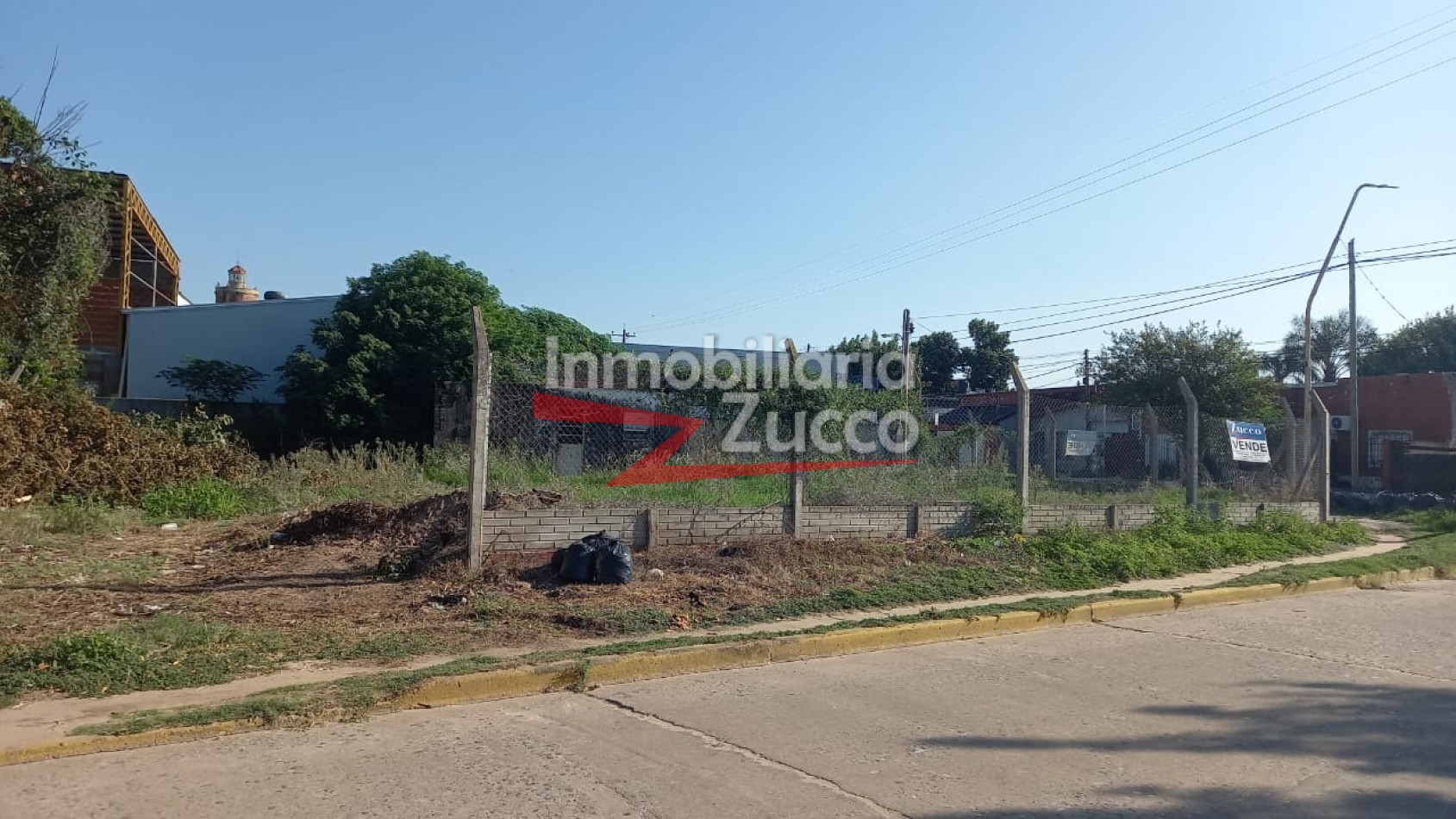 VENTA: LOTE EN EXCELENTE UBICACION EN CORONDA - Ref. 1260