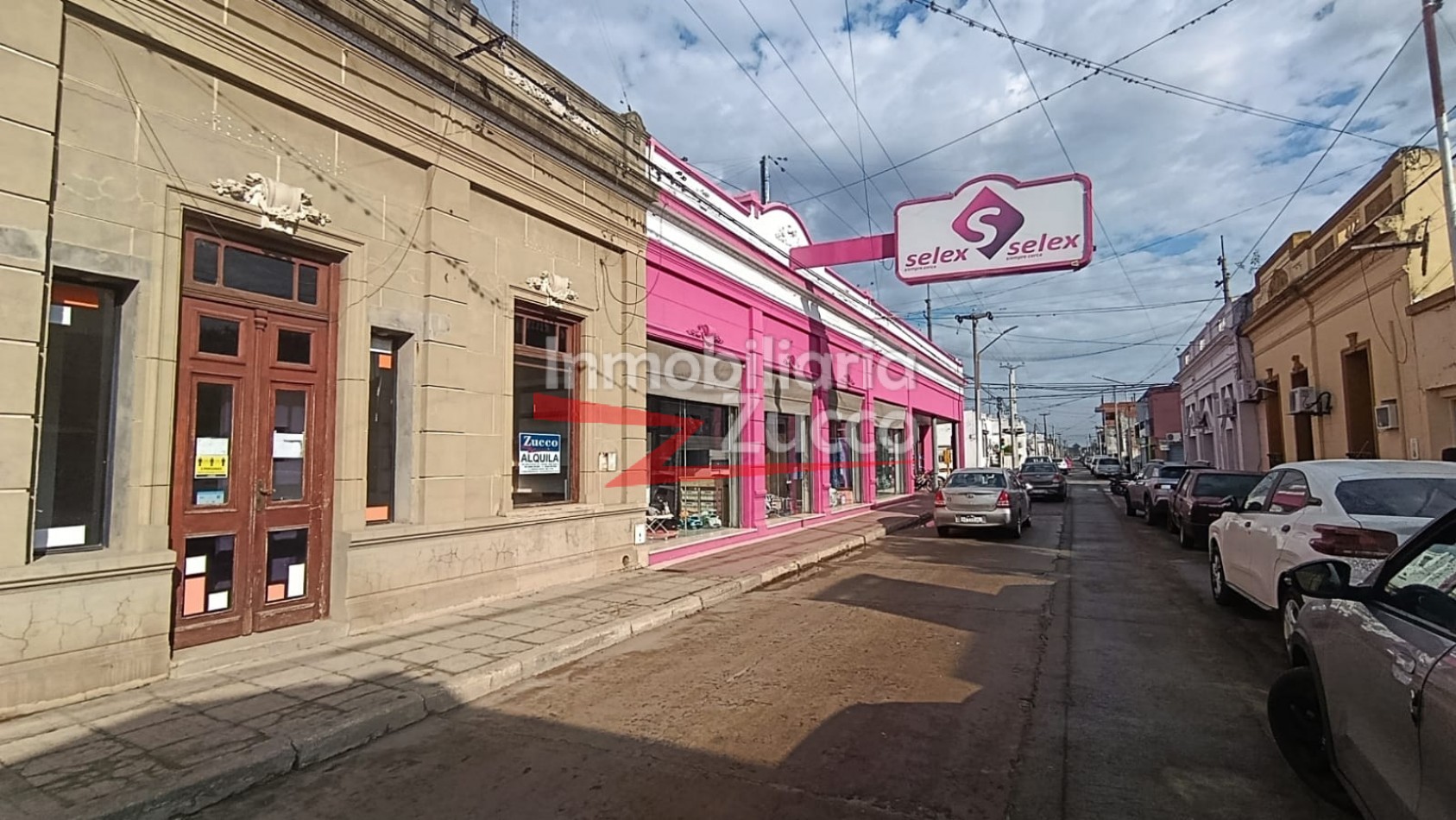 ALQUILO: LOCAL COMERCIAL CENTRICO EN CORONDA