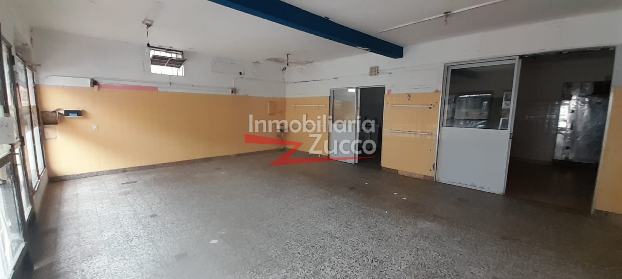 Venta: Importante inmueble ubicado en pleno centro de la cuidad de Coronda - Ref. 1311