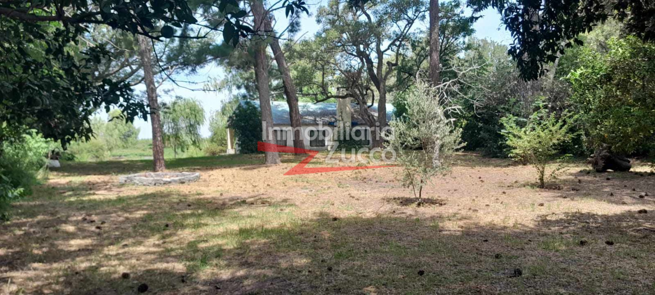 VENTA:DOS CABAÑAS SOBRE EL RIO EN DESVIO ARIJON - Ref. 1148