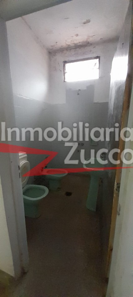 Venta: Importante inmueble ubicado en pleno centro de la cuidad de Coronda - Ref. 1311