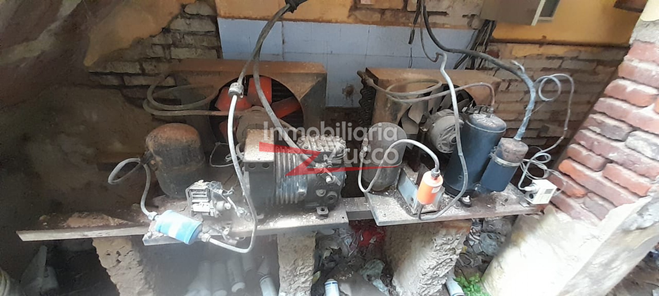 Venta: Importante inmueble ubicado en pleno centro de la cuidad de Coronda - Ref. 1311