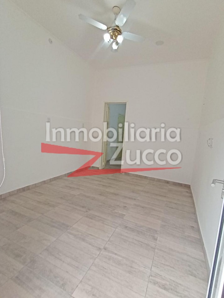 ALQUILO: LOCAL COMERCIAL EN PLENO CENTRO EN CORONDA