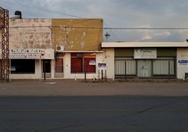 VENDO -  DOS LOCALES COMERCIALES + CASA -  CORONDA - REF: 335