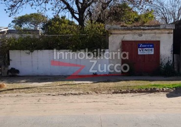 VENTA: LOTE CON GARAJE - Ref. 916