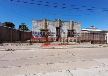 VENTA: CASA EN CORONDA, EXCELENTE UBICACION - Ref. 799